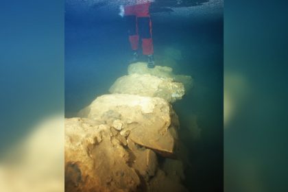 A new analysis of a submerged bridge inside Genovesa Cave reveals humans lived on the Spanish island of Mallorca in the Mediterranean Sea much earlier than believed. Here's a close-up view of the stone bridge.