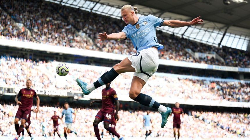 Erling Haaland of Manchester City in action during the Premier League match between Manchester City FC and Ipswich Town FC at Etihad Stadium on August 24 in Manchester, England.