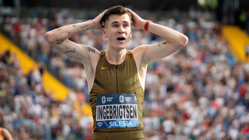 Ingebrigtsen reacts to breaking the 3,000-meter world record.