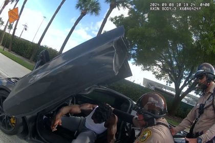 109570_tyreek hill body cam CLEAN1.jpg