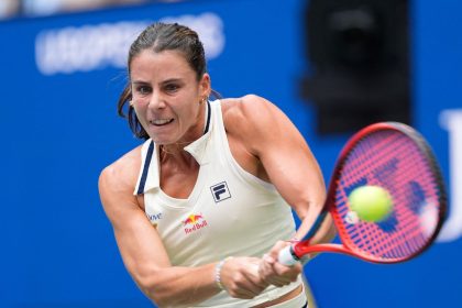 Sep 1, 2024; Flushing, NY, USA; Emma Navarro (USA) hits to Coco Gauff (USA) on day seven of the 2024 U.S. Open tennis tournament at USTA Billie Jean King National Tennis Center. Mandatory Credit: Robert Deutsch-USA TODAY Sports