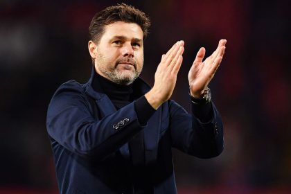 BELGRADE, SERBIA - NOVEMBER 06: Mauricio Pochettino, Manager of Tottenham Hotspur shows his appreciation to the fans after the UEFA Champions League group B match between Crvena Zvezda and Tottenham Hotspur at Rajko Mitic Stadium on November 06, 2019 in Belgrade, Serbia. (Photo by Justin Setterfield/Getty Images)