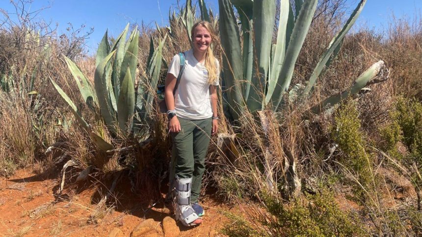 An American woman who went missing while on a hike on Table Mountain in Cape Town, South Africa, has died and her body has been recovered, authorities said on Monday. The woman has been identified as a 20-year-old student from North Carolina named Brook Cheuvront.