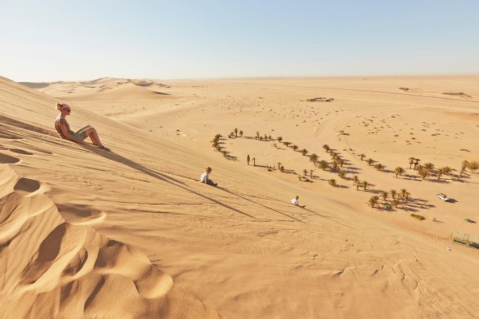 Soussuvlei (Namibia):  Sossusvlei in Namib-Naukluft National Park is considered the world's oldest desert, formed up to 80 million years ago.