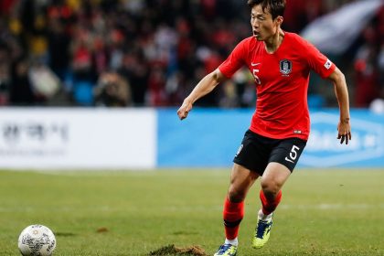 South Korean player Son Jun-ho was among those banned for life, according to findings made public on Tuesday at the press conference by the ministry and the General Administration of Sport of China.