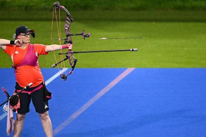 Jodie Grinham won a bronze medal while seven months pregnant.