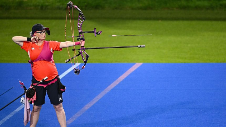 Jodie Grinham won a bronze medal while seven months pregnant.