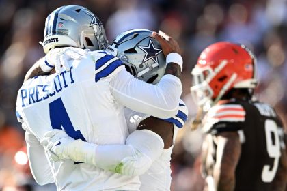 Dak Prescott and Ezekiel Elliott celebrate a touchdown against the Cleveland Browns.