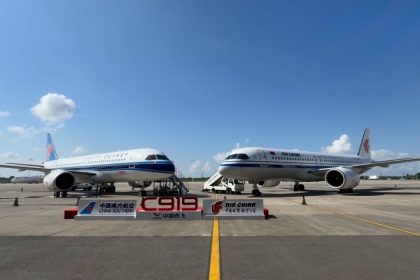 109814_China's new C919 aircraft CLEAN1.jpg