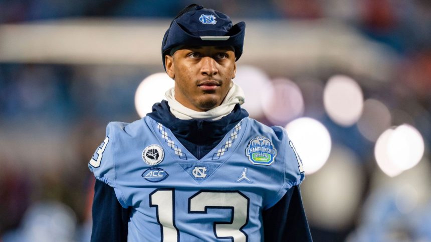 North Carolina wide receiver Tylee Craft died on Saturday at the age of 23 after a battle with cancer.