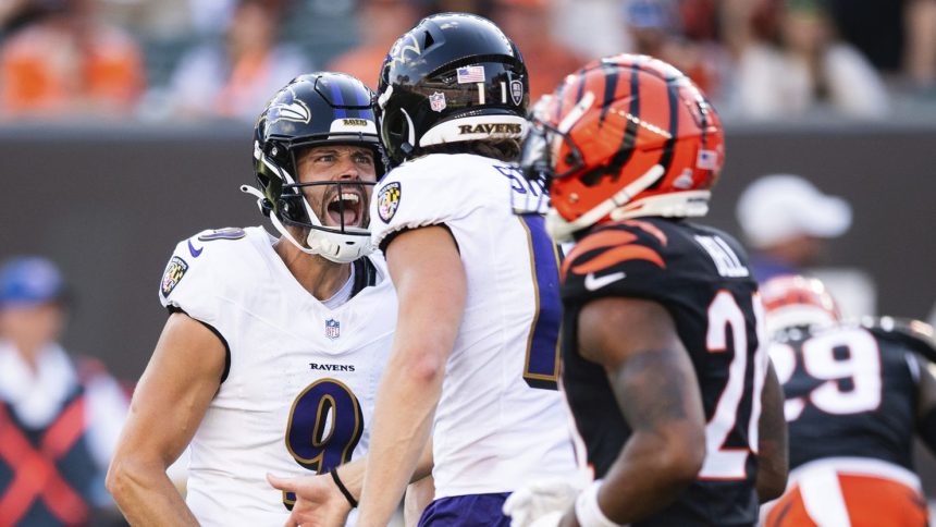 Baltimore Ravens' Justin Tucker (No. 9) kicked a game-winning field goal to beat the Cincinnati Bengals.