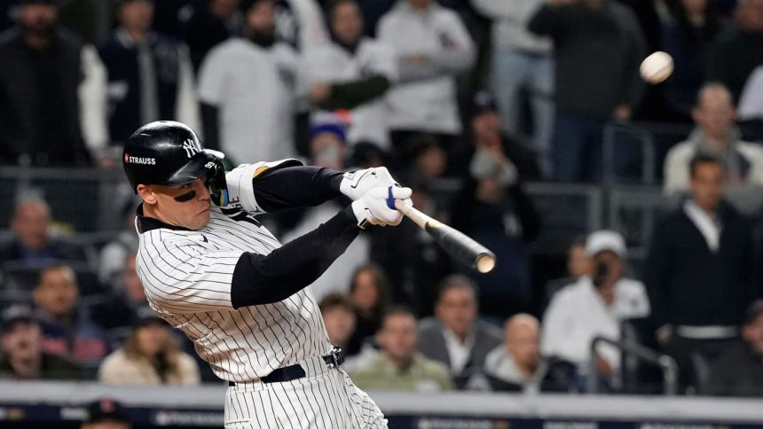 Yankees' center fielder Aaron Judge hits a two-run home run to extend the Yankees lead in Game 2 of the ALCS.