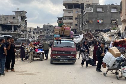 Palestinians migrate toward areas they believe to be safer as the Israeli army intensifies its attacks in Jabalya on Sunday.