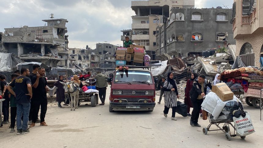 Palestinians migrate toward areas they believe to be safer as the Israeli army intensifies its attacks in Jabalya on Sunday.