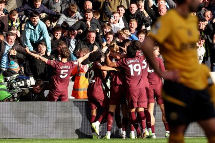 Manchester City needed a late winner to beat Wolves.