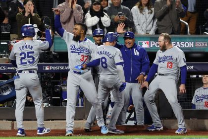 Los Angeles Dodgers shutout the New York Mets 8-0 to take 2-1 series lead in NLCS.