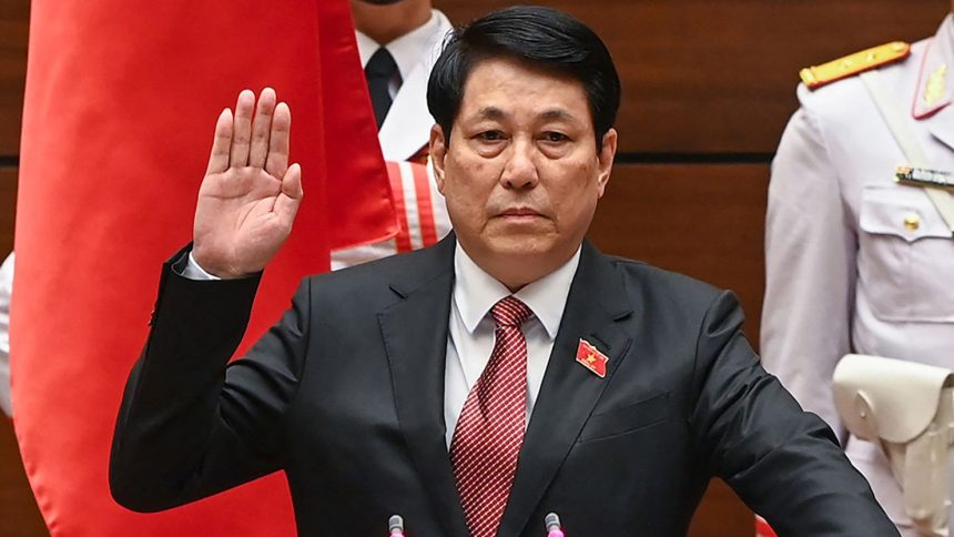 Vietnam's Luong Cuong takes his oath as Vietnam's president during the autumn opening session at the National Assembly in Hanoi on October 21, 2024.