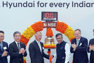 Chung Euisun, chairman of Hyundai Motor Group and Ashish Chauhan, chief executive officer of National Stock Exchange of India Ltd. during the listing ceremony of Hyundai Motor India Ltd. at the National Stock Exchange (NSE) in Mumbai, India, on October 22, 2024.