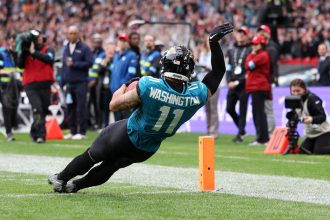 Parker Washington scored a touchdown for the Jacksonville Jaguars at Wembley Stadium.