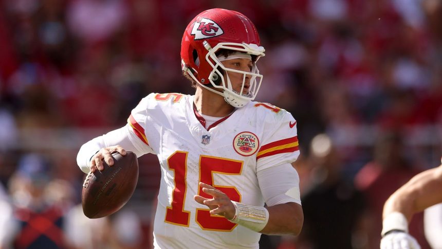 Patrick Mahomes and the Kansas City Chiefs are still unbeaten this season.