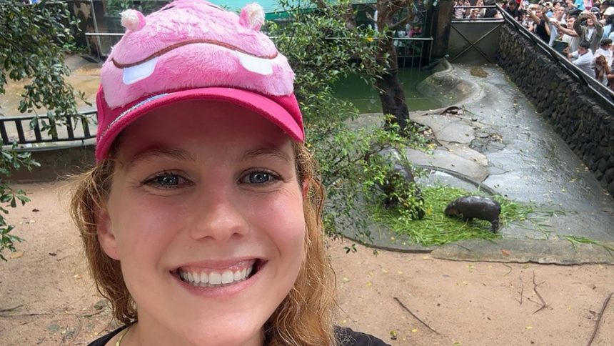 New Yorker Molly Swindall decided to fly from New York to Thailand to see baby hippo Moo Deng in person.