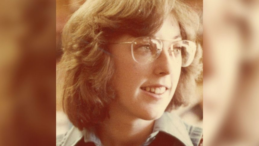 Kathy Halle, a 19-year-old who went missing and was later found dead in North Aurora, Illinois in 1979. In 2024, police announced they had identified her killer.