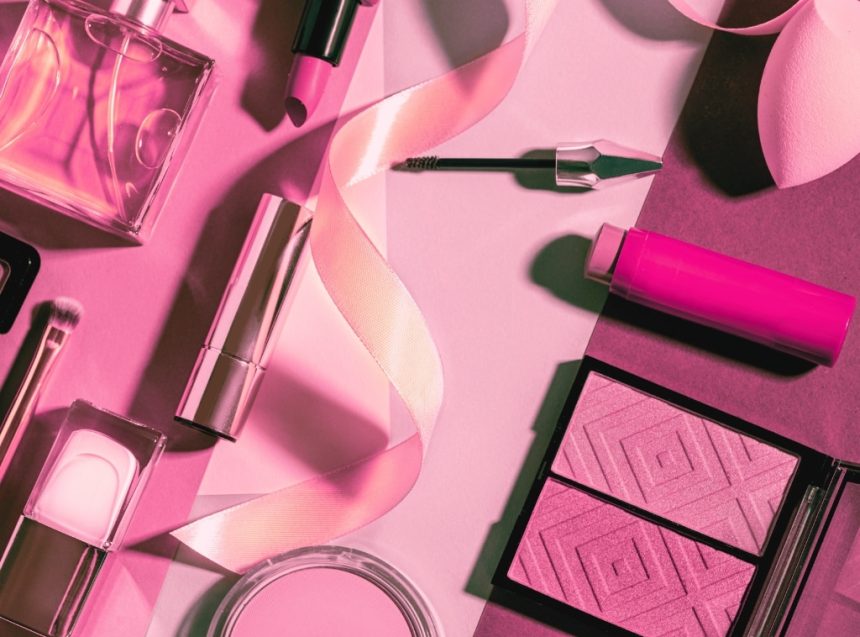 Shop Holiday Beauty Gift Sets That Will Save You Money