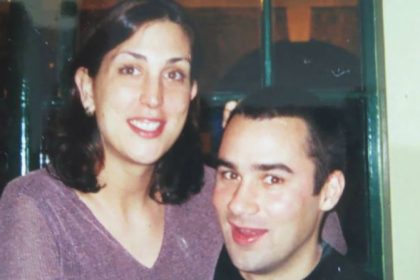 Thanksgiving romance: American Dina Honour met Brit Richard Steggall when he gatecrashed her Thanksgiving dinner in November 1997. They hit it off quickly and started a long-distance romance. They're pictured here the following Valentine's Day, when Dina visited Richard in London.