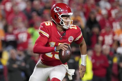 Patrick Mahomes and the league-leading Kansas City Chiefs are in action on Sunday afternoon.