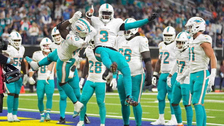 Wide receiver Tyreek Hill (left) celebrates his touchdown against the Los Angeles Rams.