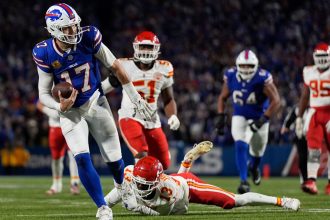 Quarterback Josh Allen led the Buffalo Bills to a 30-21 win over the Kansas City Chiefs to hand the two-time reigning Super Bowl champions their first loss of the season.