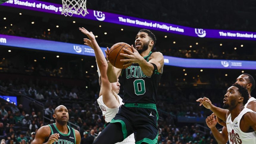 Jason Tatum led the Boston Celtics to a win over the previously undefeated Cavaliers.