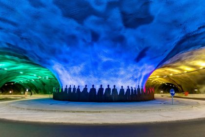 Eysturoy Tunnel features an eye-catching undersea roundabout. Many drivers make several turns around it to experience the installation by Faroese artist Tróndur Patursson.