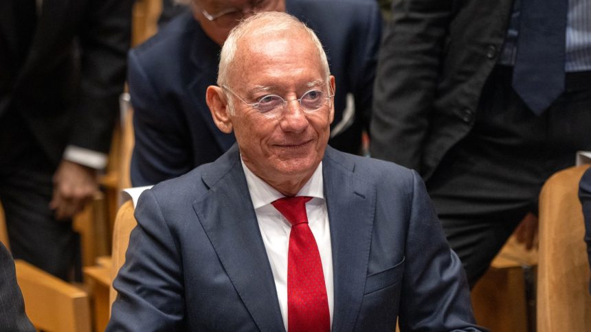 The president and founder of Mango, Isak Andic, during the award ceremony for the 8th Kingdom of Spain Business Career Achievement Award (Iese), at the IESE Business School Barcelona North Campus, on 18 March, 2024 in Barcelona, Catalonia, Spain.