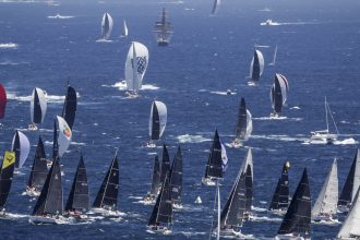 Yachts compete during the start of the annual Sydney to Hobart yacht race on Boxing Day at Sydney Harbour on December 26, 2024.