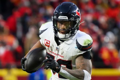 Joe Mixon has had his $25,000 fine rescinded by the NFL after he was found to have not criticized following the Houston Texans' playoff defeat to the Kansas City Chiefs.