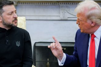 Ukrainian leader Volodymyr Zelensky and US President Donald Trump at the White House on Friday.