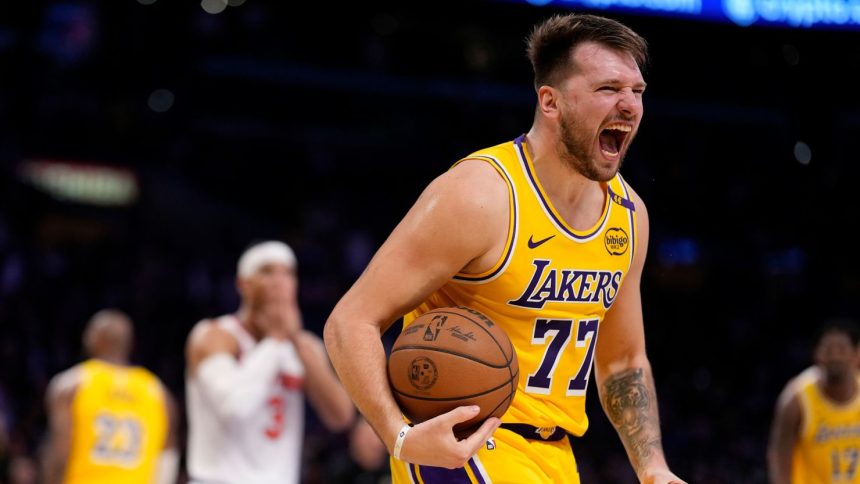 Luka Dončić led the Lakers with 32 points in the team's 113-109 win over the Knicks on Thursday.