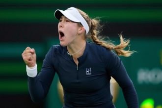 Mirra Andreeva booked her spot in the Indian Wells final by beating Iga Świątek.