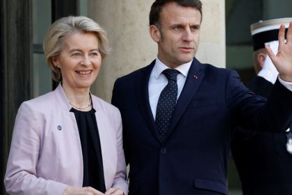 Von der Leyen and Macron are hoping to bridge the gap between Ukraine and the White House.