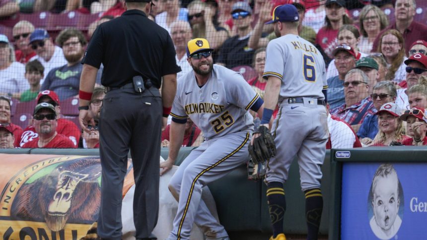 Former MLB player Darin Ruf is suing the Cincinnati Reds over a career-ending injury suffered in 2023 while playing for the Milwaukee Brewers.