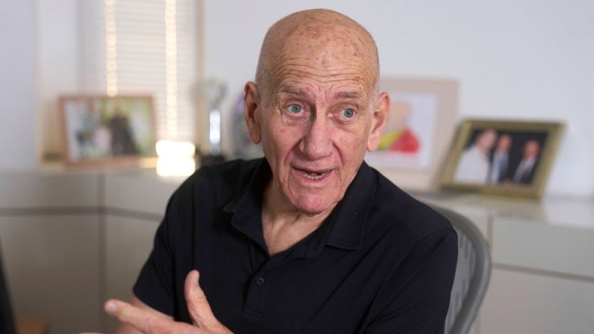 Ehud Olmert leveled most of his criticism at his successor Benjamin Netanyahu, as well as far-right ministers Itamar Ben Gvir and Bezalel Smotrich.