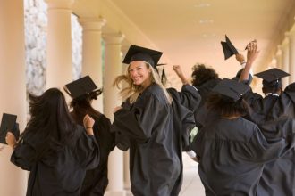 shop_gifts for grads 2025_hero.jpg