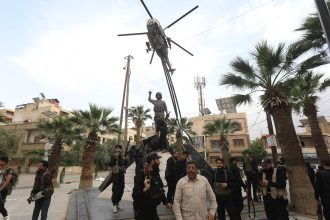 Members of Syria's security forces deploy in an area near Damascus on April 30, 2025, amid deadly sectarian clashes.