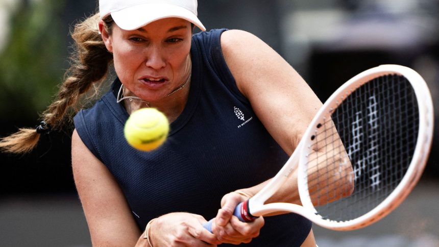 Danielle Collins upset Iga Świątek at the Italian Open.