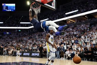 Julius Randle led the Timberwolves to a big Game 2 win.