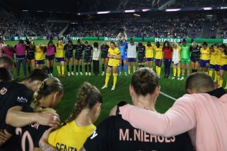 Alex Loera led both sets of players in a prayer for Savy King, her former teammate at Bay FC, following the final whistle.