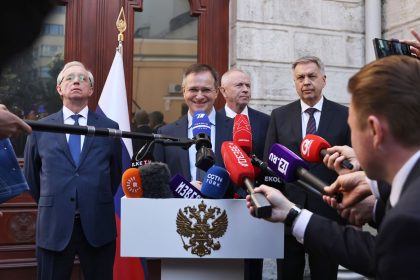Kremlin aide Vladimir Medinsky speaks to reporters on May 15, 2025 in Istanbul, Turkey.