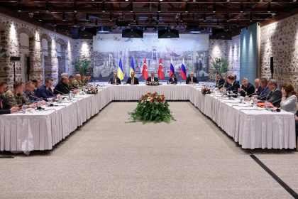 Turkish Foreign Minister Hakan Fidan, center, chairs a trilateral meeting between Turkey, Russia and Ukraine in Istanbul on May 16.
