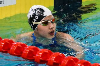 Yu Zidi competes in the women's 200-meter freestyle semifinal at the Chinese National Championships.